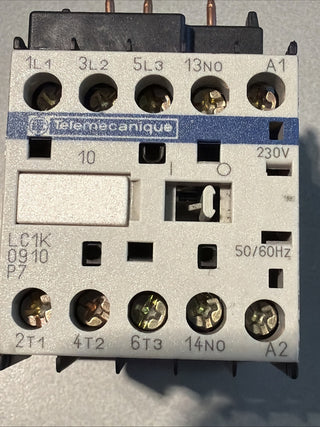 Telemecanique LC1K0910P7 TeSys Kleinschütz 3-polig 4kW 9A Spule 230V AC geb1
