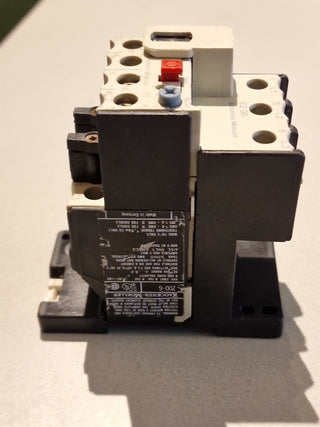 Relais Moeller Z00-6 4-6A #12