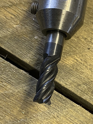 Werkzeug-Konvolut Fräsmaschine: SK40 Fräsdorn lang, MK-Adapter + Fräser & Zubehö2
