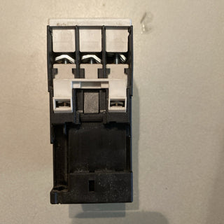 Siemens SIRIUS Leistungsschütz 3RT1026-1BB40 – S0 – 11kW – 24V DC – Gebraucht
