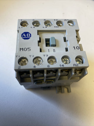 ALLEN-BRADLEY Schütz 100-MO5NZ*3 -unused1