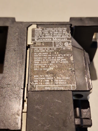 Relais Moeller Z00-6 4-6A #17