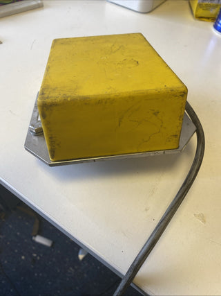 Proxitron IKQ 100.05 MG – Induktiver Näherungsschalter | 100mm Schaltabstand | G4