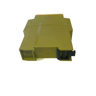 Pilz 774585 Sicherheitsrelais PZE X44
