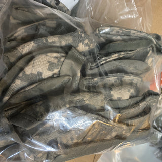 10x US Army MOLLE II Handgranaten Tasche ACU UCP – gebrauchter Zustand10
