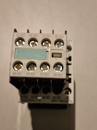 Siemens Hilfsschütz-Kombination: 3RH1140-1AP00 + 3RH1911-1FA400