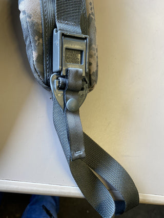 US ARMY MOLLE II Enhanced Shoulder Straps (Frame) ACU Tragegeschirr Rucksack