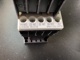 Siemens SIRIUS Hilfsschütz 3RH1122-1AP00 inklusive Hilfsschalterblock 3RH1911-1A1