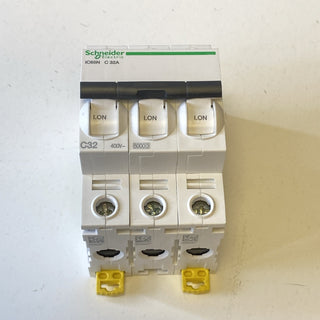 Schneider A9F18332 Leitungsschutzschalter Acti9 iC65N 3P 32A C-Char 6kA NEU0