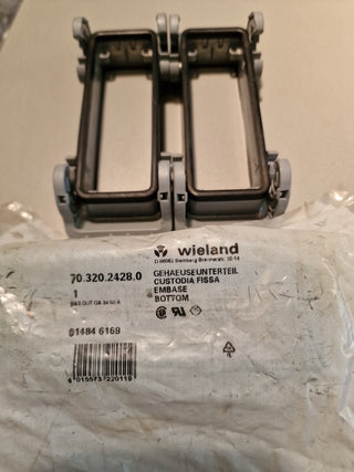 3x Wieland Gehäuseunterteil 70.320.2428.0#70