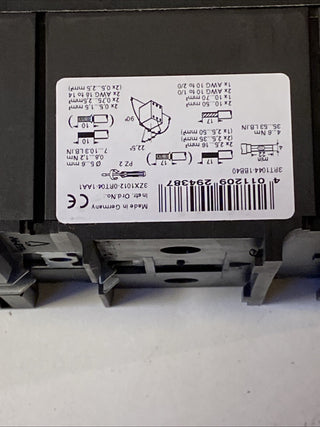 Siemens SIRIUS Leistungsschütz 3RT1044-1BB40 (Baugröße S3)3