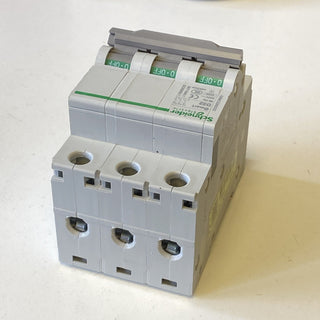 Schneider OSMC32N3D32 Leitungsschutzschalter 3P 32A D-Char 6kA Asfora NEU2