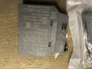 2X CA4-10 Kontaktblock, Frontmontage, 1NO, 6A, 690V, 1-polig, Schraubanschluss3