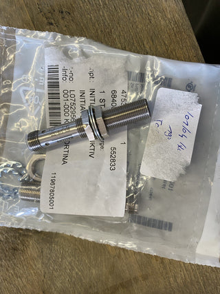 Balluff Induktiver Sensor BES01C8 (BES 516-325-S4-C) – M12x11