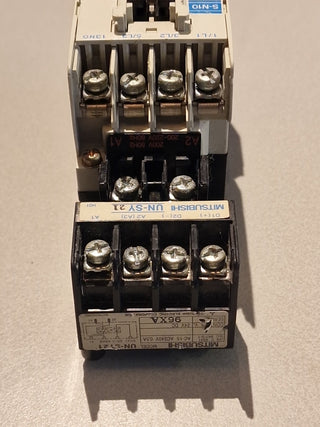 MITSUBISHI ANLASSER S-N10 20A AMP 200-220V SPULE SN10 mit TH-N12 +un-sy21#24