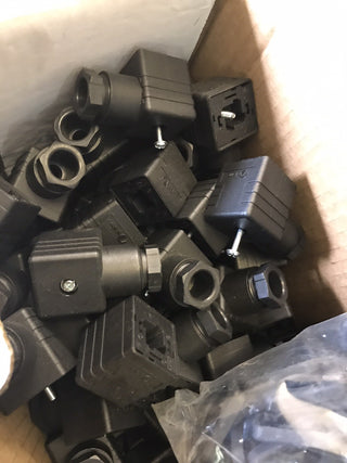 100x Ventilstecker KA132000B1 Gerätesteckdose Bauform A – neu mit OVP5