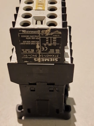 Siemens 3TH2031-0BB4 31E Schütz Hilfsschütz Contactor 24V mit 3TX4431-2A3