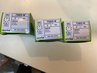 4X Leviton 15-amp-125/250-volt, 2-polig, 3-Draht, Decora Universal Duplex Köcher0