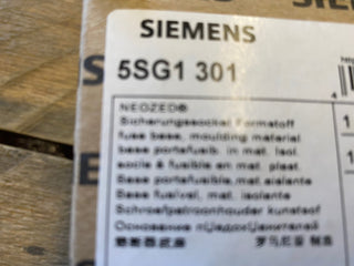 5SG1301 - NEOZED-Sicherungssockel, D01, 16 A, Siemens  3 STK1