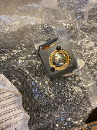 Original PLUS Projektorlampe V-1100z mit Modul 28-060 Originallampe UHP 120W1