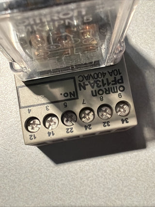 Omron Relaissockel + Relais 24V. DC Typ PF113A-N + MK3P5-S3