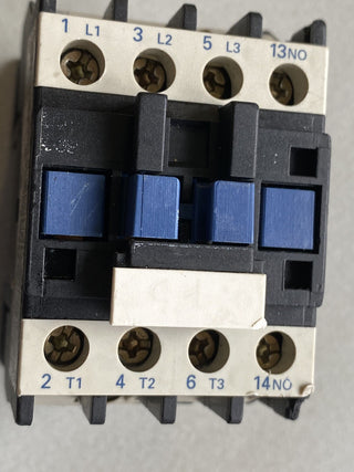 Telemecanique / Schneider Electric Schütz LC1D09 (24V) – Gebraucht4