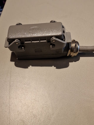 Harting Han 24 E-F Buchseneinsatz 16A 500V mit Han 24B Tüllengehäuse geb3