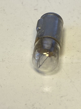 100 Stück Glühlampe NARVA - 24V 2W - BA7s 7x20 DDR-WARE5