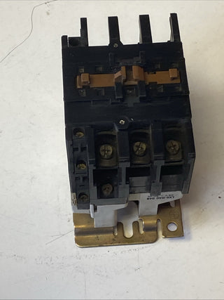Telemecanique LC1D403 Schütz – 3-polig – 40A (AC-3) – Spule 220V/230V – TeSys3