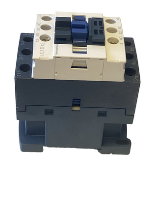 Schneider Electric LC1D12U7 Schütz TeSys D 12A 240V AC 3-polig – Top Zustand1