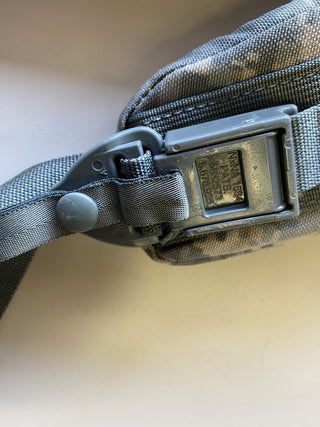 US ARMY MOLLE II Enhanced Shoulder Straps (Frame) ACU Tragegeschirr Rucksack