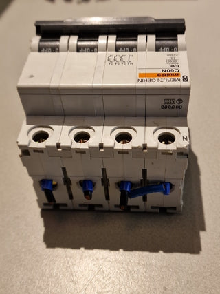 Merlin Gerin Multi9 C60N C16 Leitungsschutzschalter Sicherungsautomat | Gebrauch2