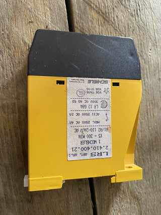 Schiele LRS 2.410.400.22 Relais 110–240V AC Wechslerrelais geb3