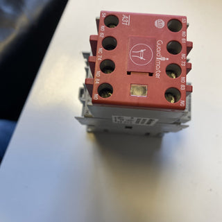 Allen Bradley 700S-CF620KDC Sicherheits-Hilfsschütz8