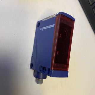 Telemecanique Sensors XUX0AKSAM12 Lichtschranke – NEU ohne OVP7