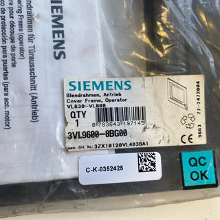 SIEMENS 3VL9600-8BG00 Abdeckrahmen, Türausschnitt, IP40, Leistungsschalter der S2
