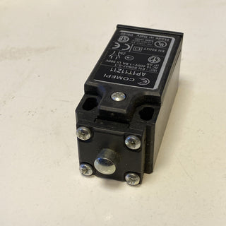 COMEPI AP1T11Z11 Positionsschalter Endschalter Grenztaster 400VAC / 24VDC NEU5