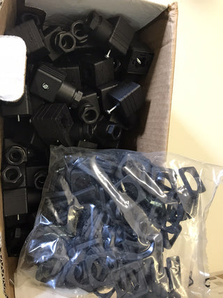 100x Ventilstecker KA132000B1 Gerätesteckdose Bauform A – neu mit OVP0
