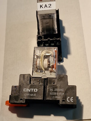 2x Omron PYF14A-E Relaissockel 5A 250V~ max. 5A 250V#95