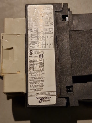 Schneider LC1D09 Contactor with P7 230V coil6