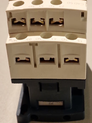 Schneider Electric CAD50 P7 230V Leistungsschütz + LAD4RCU RC-Glied -used-3