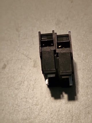 2x ALLEN BRADLEY 800E-3X10/A Kontakt Block 690V 10A4