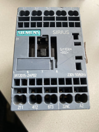 SIEMENS SIRIUS 3RT2015-2AP02 3RT2 015-2AP02 E-Stand: 01 -unused-2