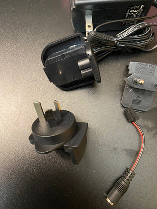 ESC30G-24 Steckernetzteil – 24V / 1.25A / 30W – NEU & OVP4