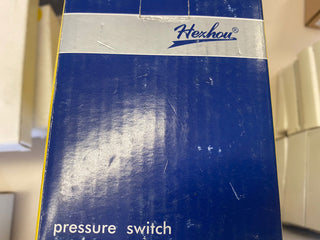 Hezhou HLP110E Druckregler / Presostat 3–10 bar – neu0