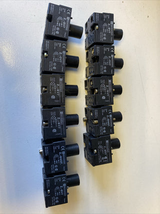 11x Telemecanique Leuchtmittelfassung Z..-BV7 body for pilot light BA9s 130V1