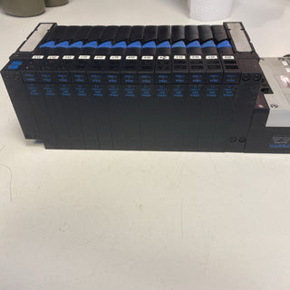 Festo CPX Ventilinsel-Baugruppe: CPX-GE-EV-S + CPX-GP-CPA-14 + 13x CPA14-EV18