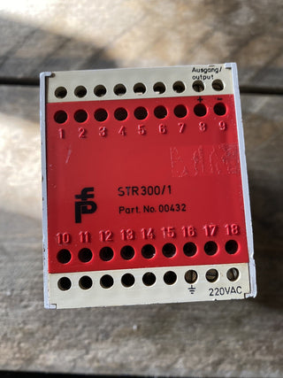 Pepperl+Fuchs STR 300/1 Netzgerät | Stromversorgung 24V DC 300mA | DIN-Schiene1