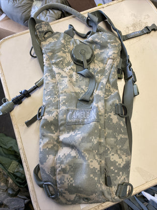Militär CamelBak 3L 100oz Thermobak Cordura Camouflage Hydratationspaket1