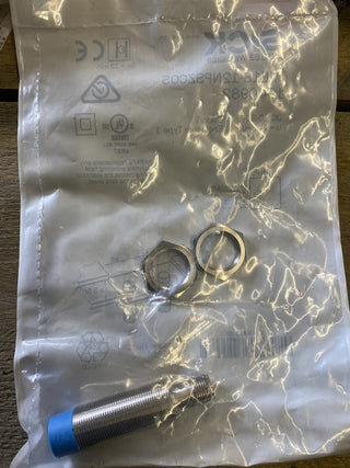 Sick IME18-12NPSZC0S inductive sensor1